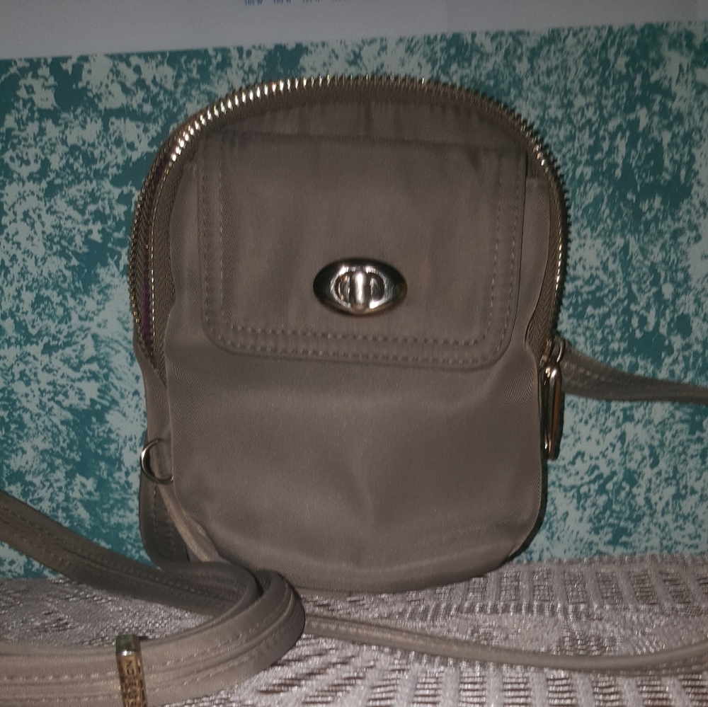 Travel bag